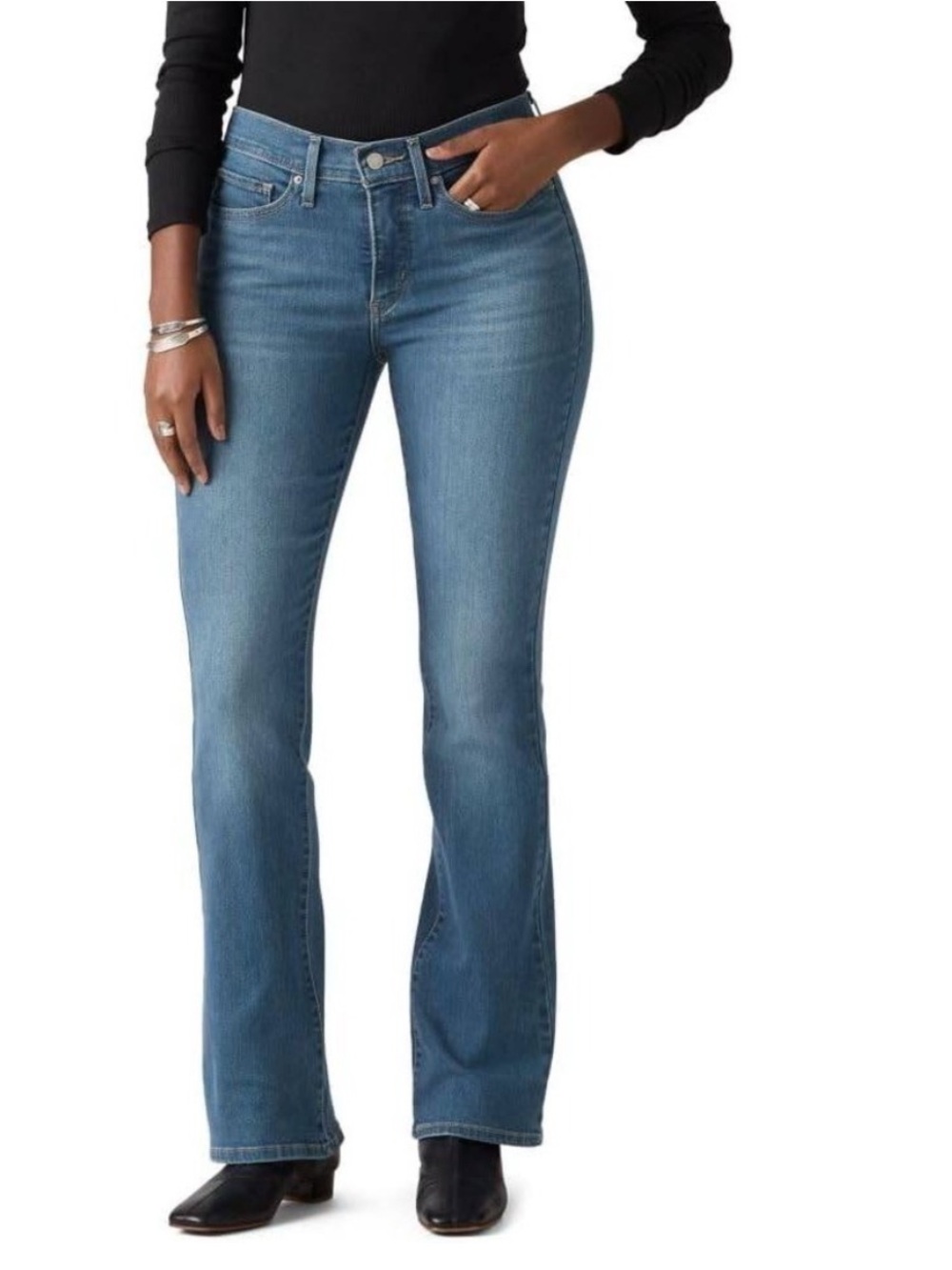 Levi’s 315 shaping bootcut mid rise jeans size 30 new
